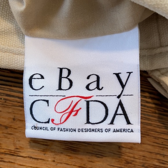 eBay CFDA Council of Fashion Designers of America - Picture 6 of 7
